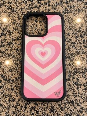 iPhone 15 PRO Wildflower Pink Heart Pattern Protective Phone Case -